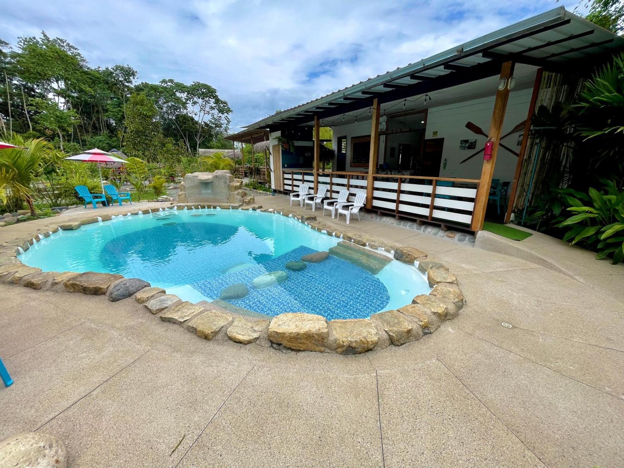 K A Y A K Lodge Tena Exterior photo