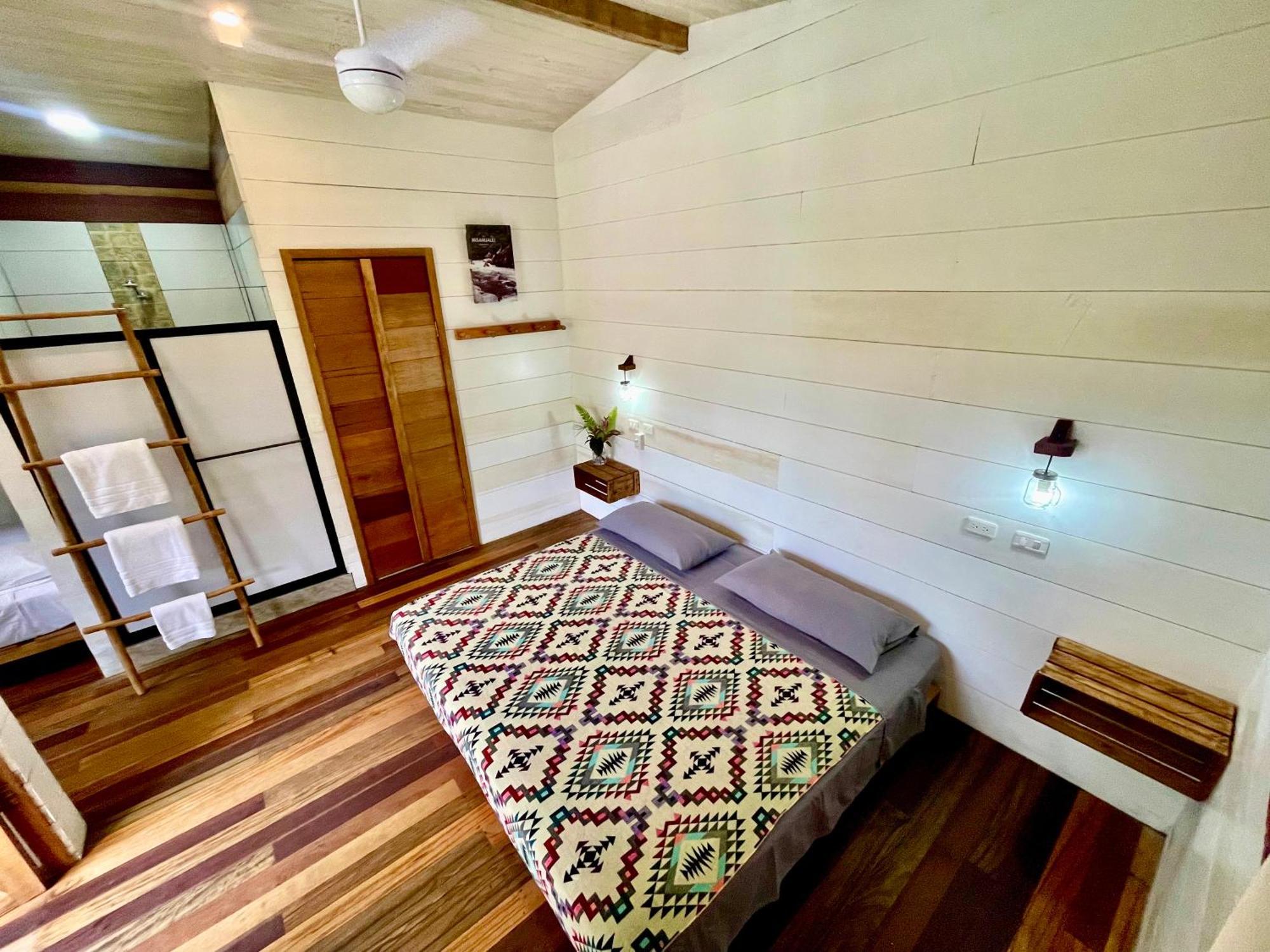 K A Y A K Lodge Tena Exterior photo